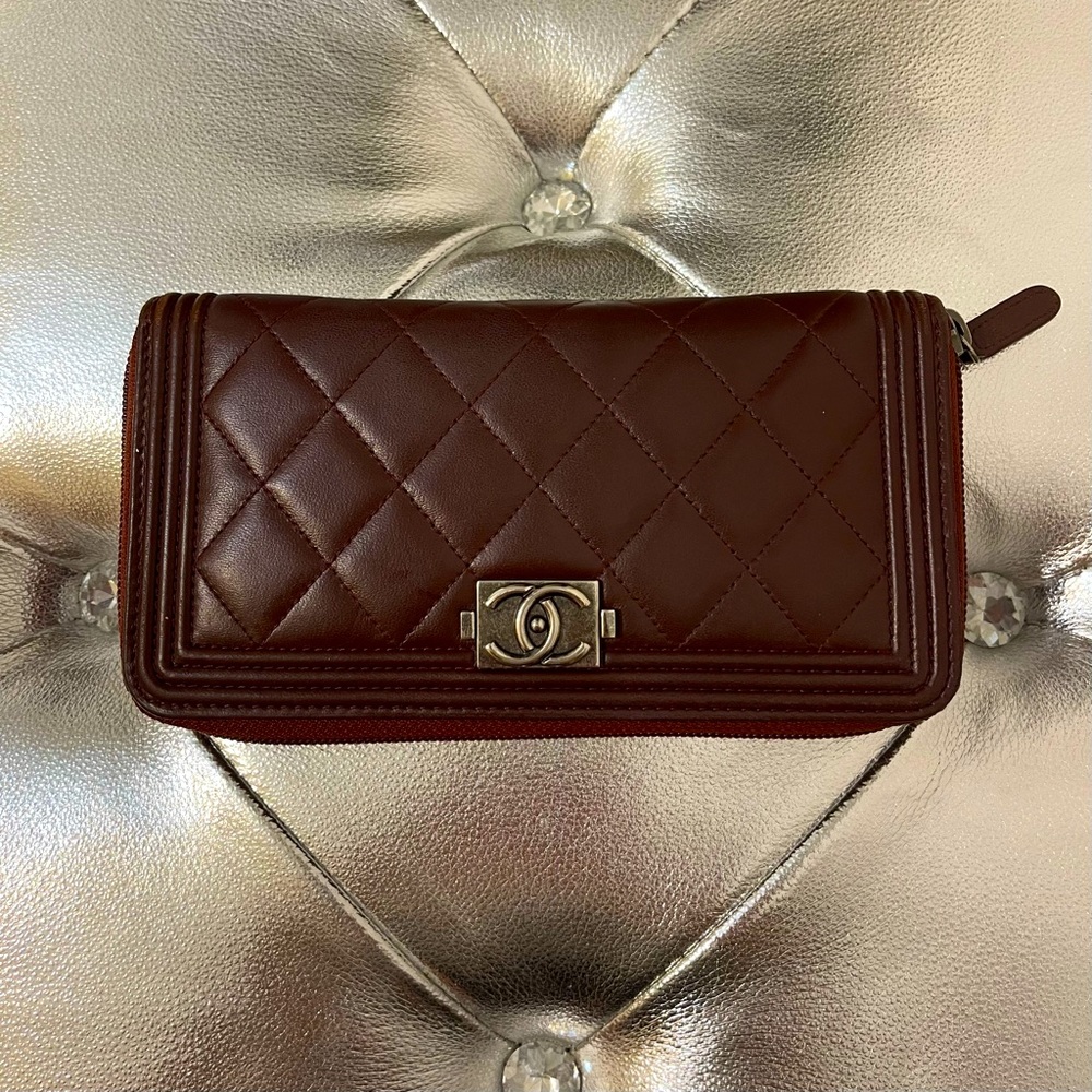 🚫sold🚫Chanel Le Boy Zip Wallet
